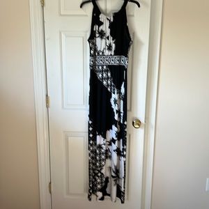 White House black market maxi dress, black and white flowered